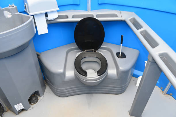 Best Luxury portable toilet rental  in Urbana, IL